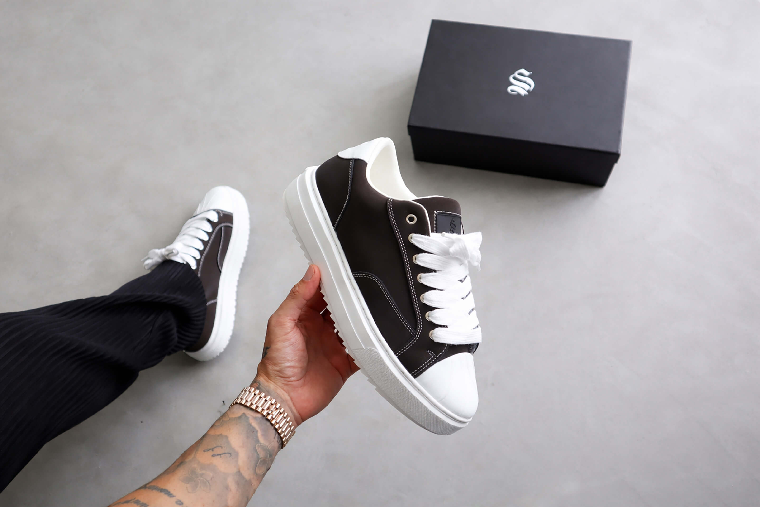 Men's Footwear UK | Premium Trainers, Court Sneakers & Stylish Street Shoes