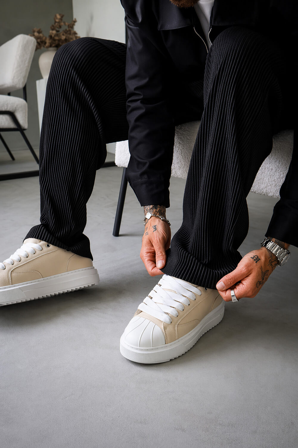 Onyx Trainers - Beige/White