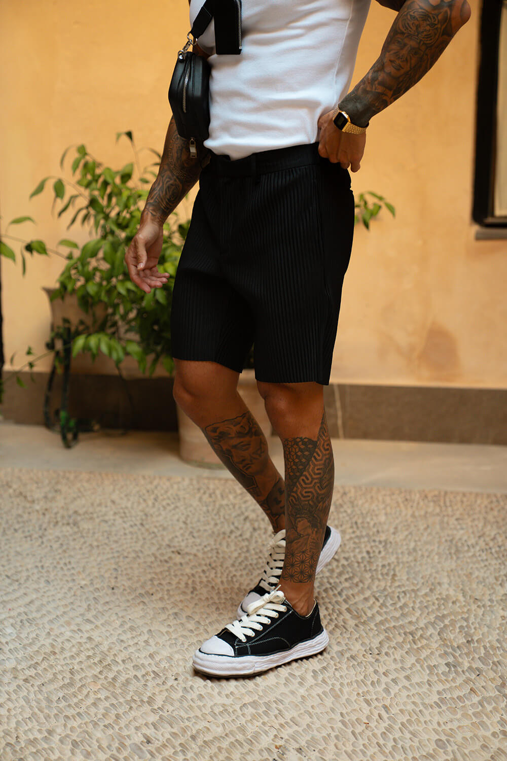 Monaco Pleated Shorts - Black