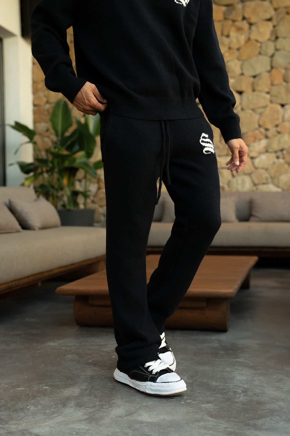 Palais Knitted Joggers - Black