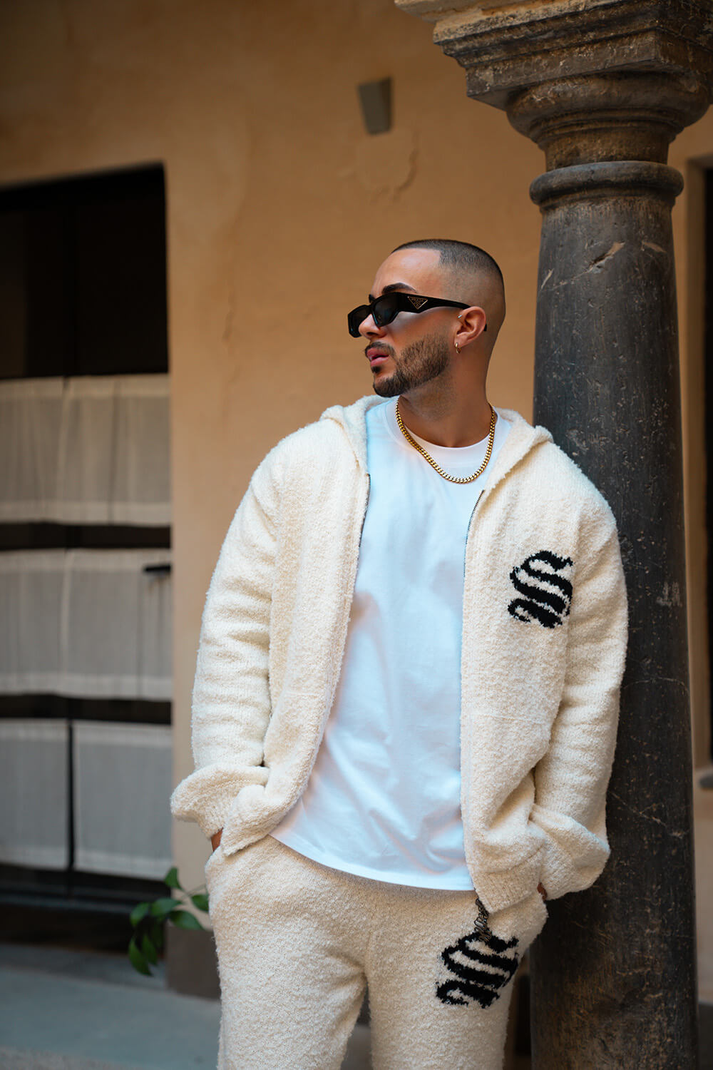Emblem Knitted Hoodie - Off White