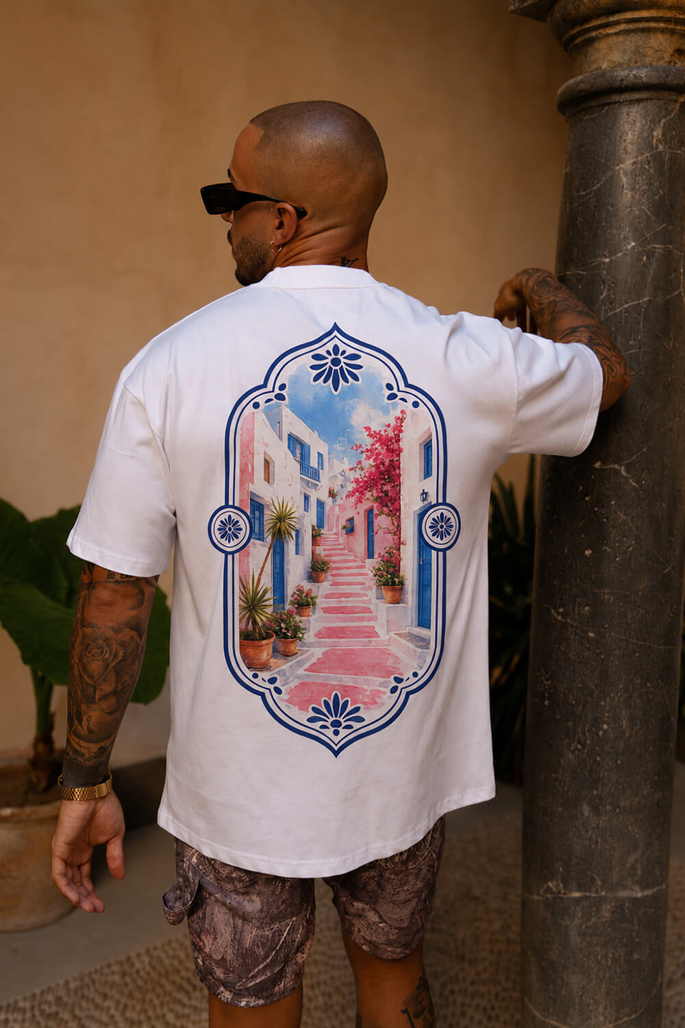 Myknos Tee - White
