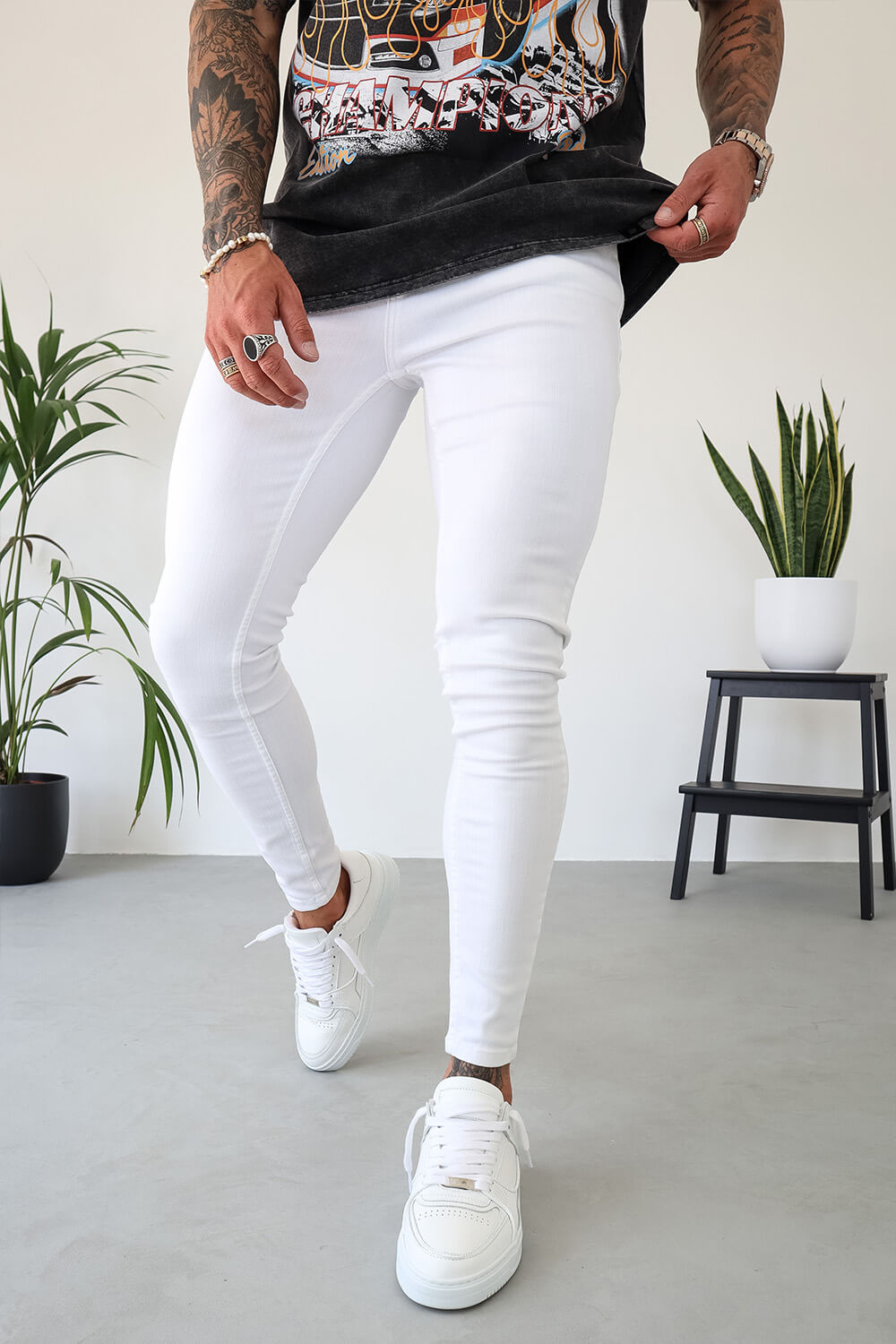 Non Rip Jeans - White