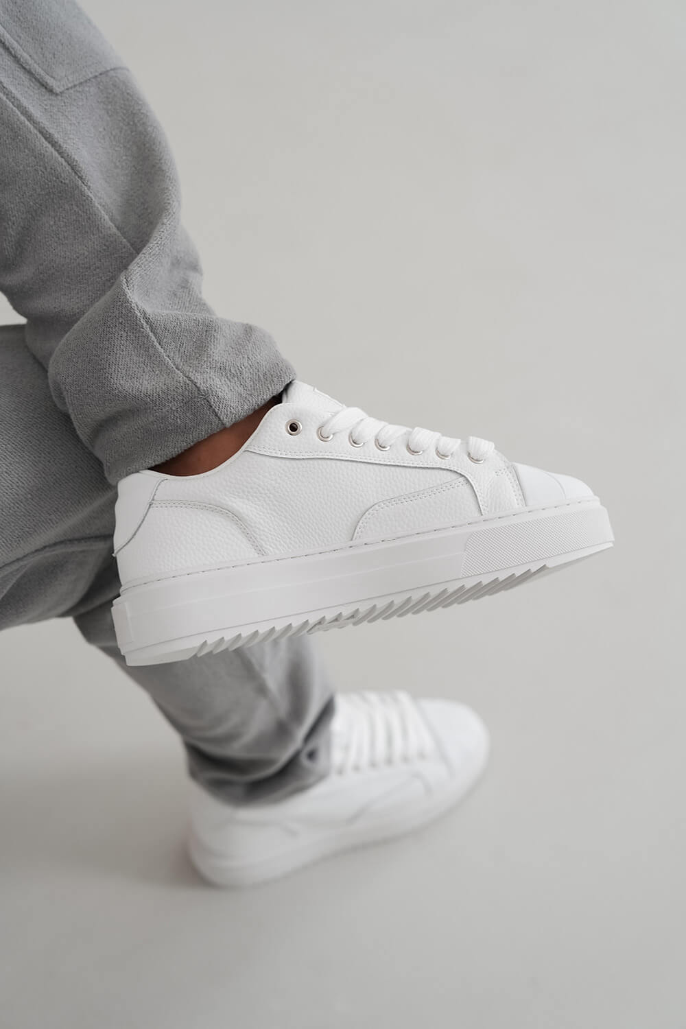 Onyx Trainers - White/White