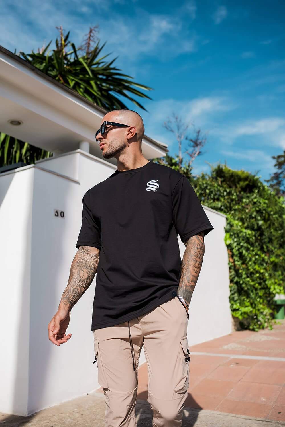 Script Core Tee - Black/White