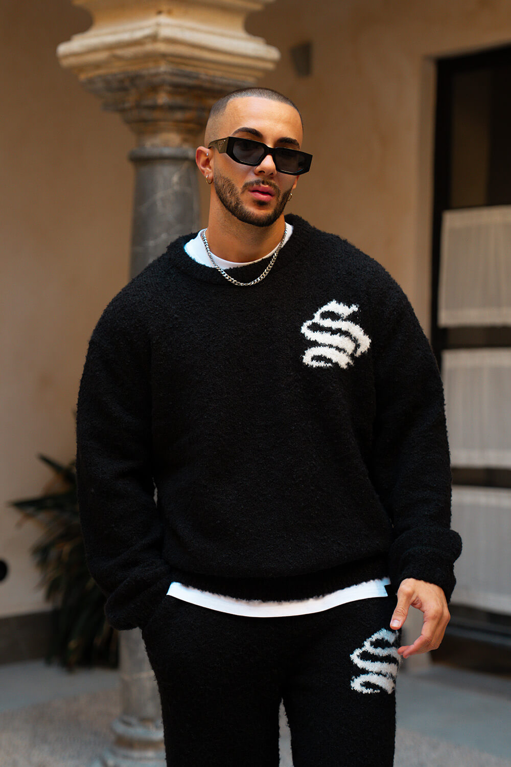 Emblem Knitted Sweater - Black