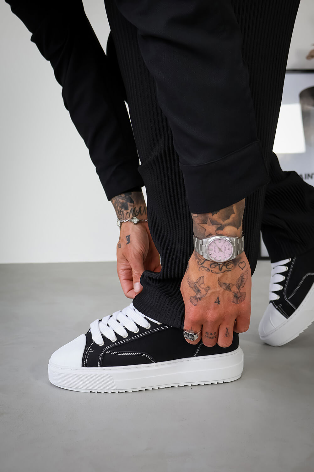 Onyx Trainers - Black/White