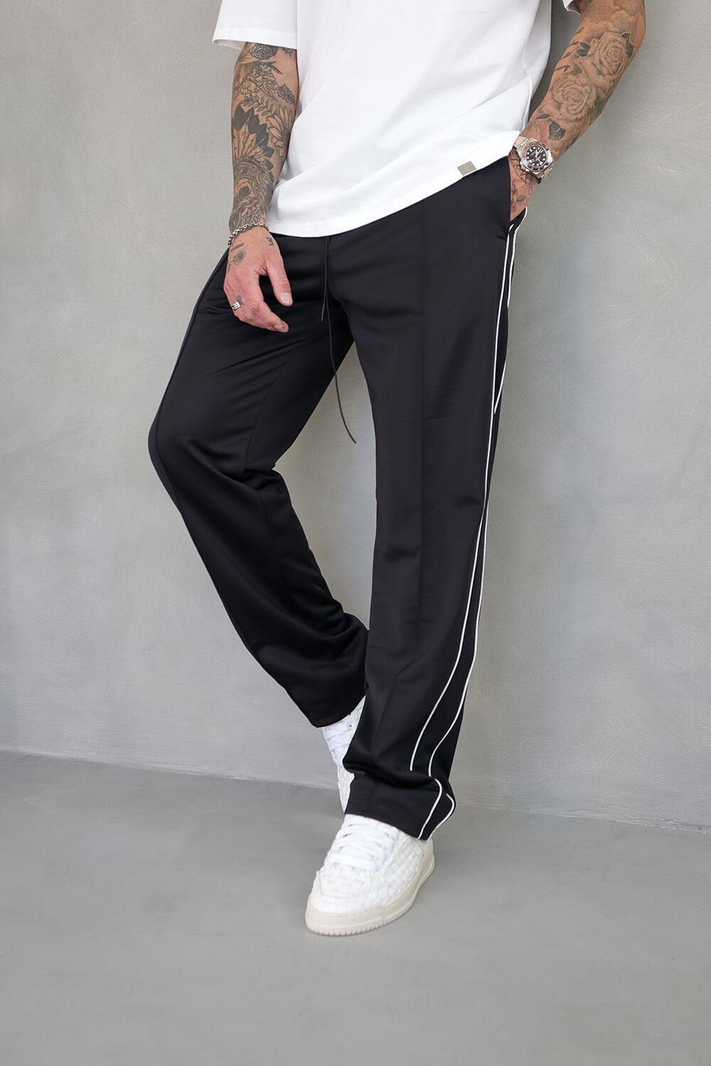 Piping Smart Joggers - Black