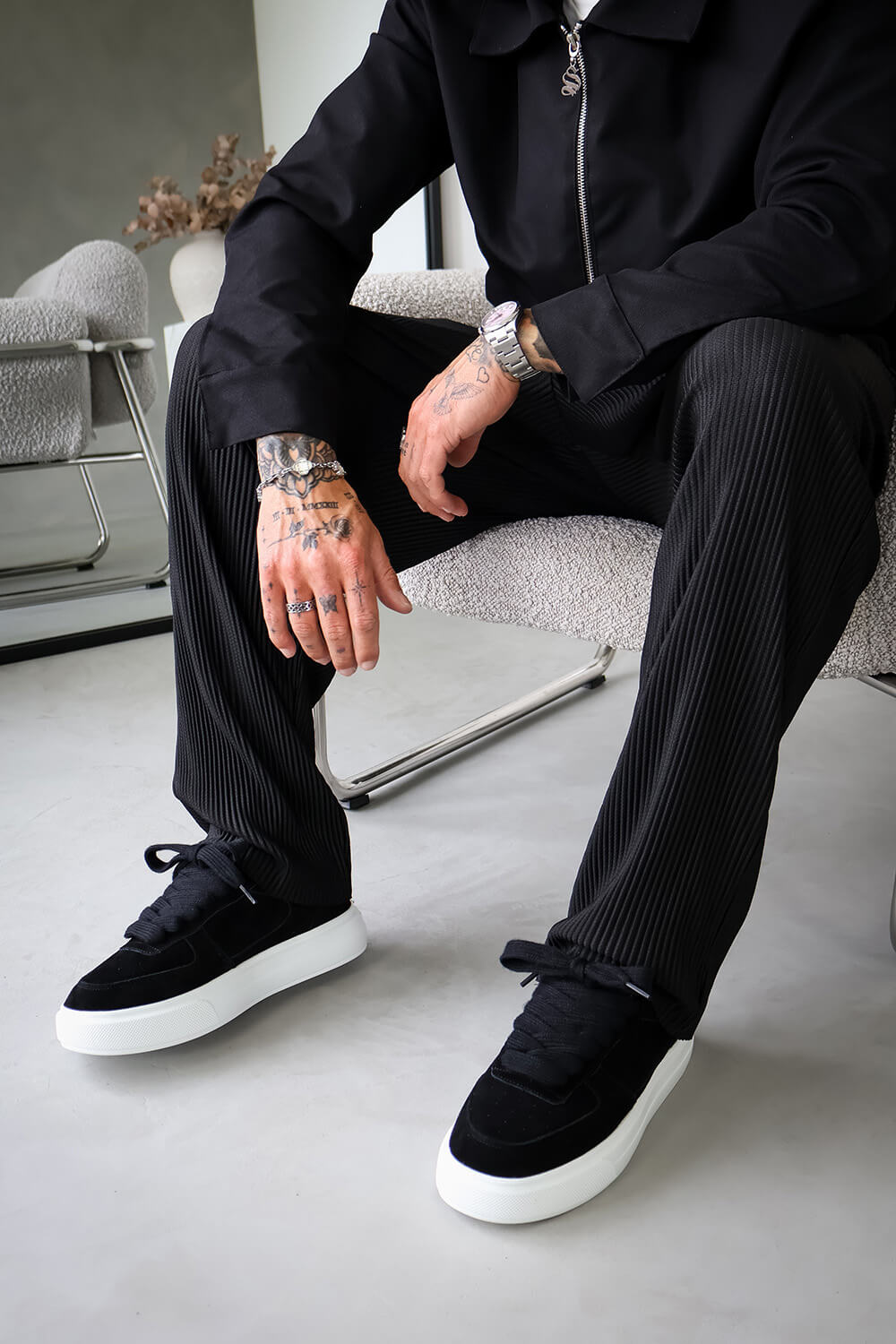 Court Suede Trainers - Black