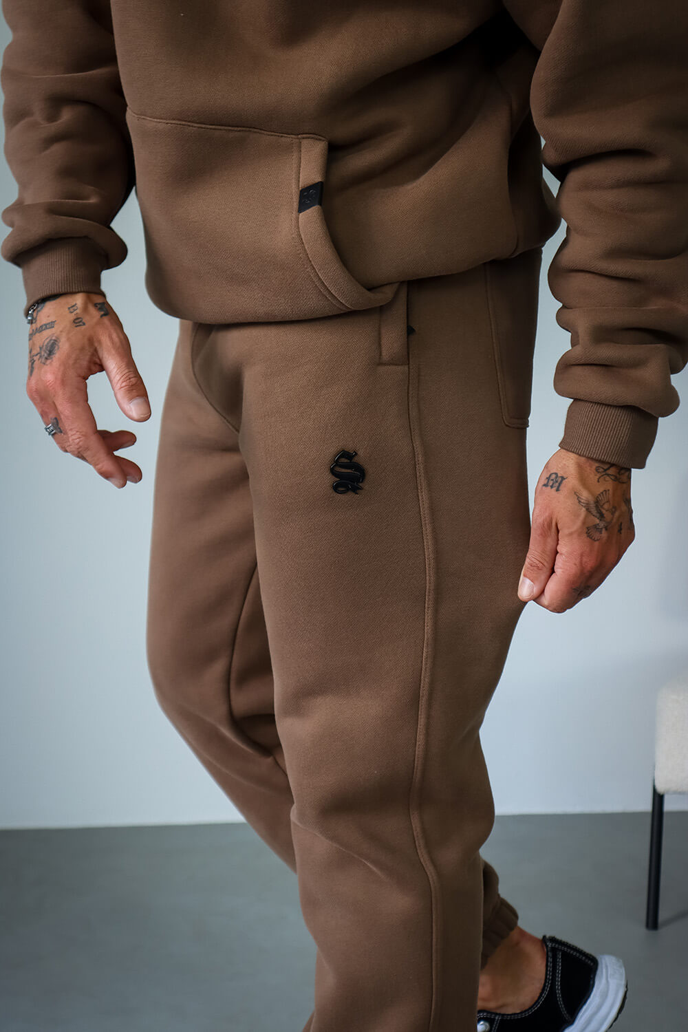 Core Luxe Joggers - Brown