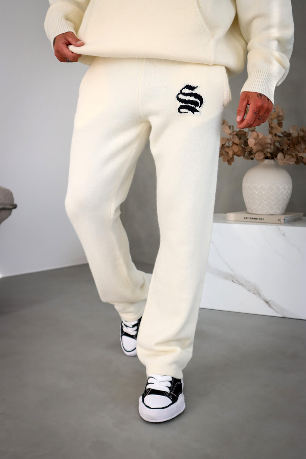 Palais Knitted Joggers - Off White