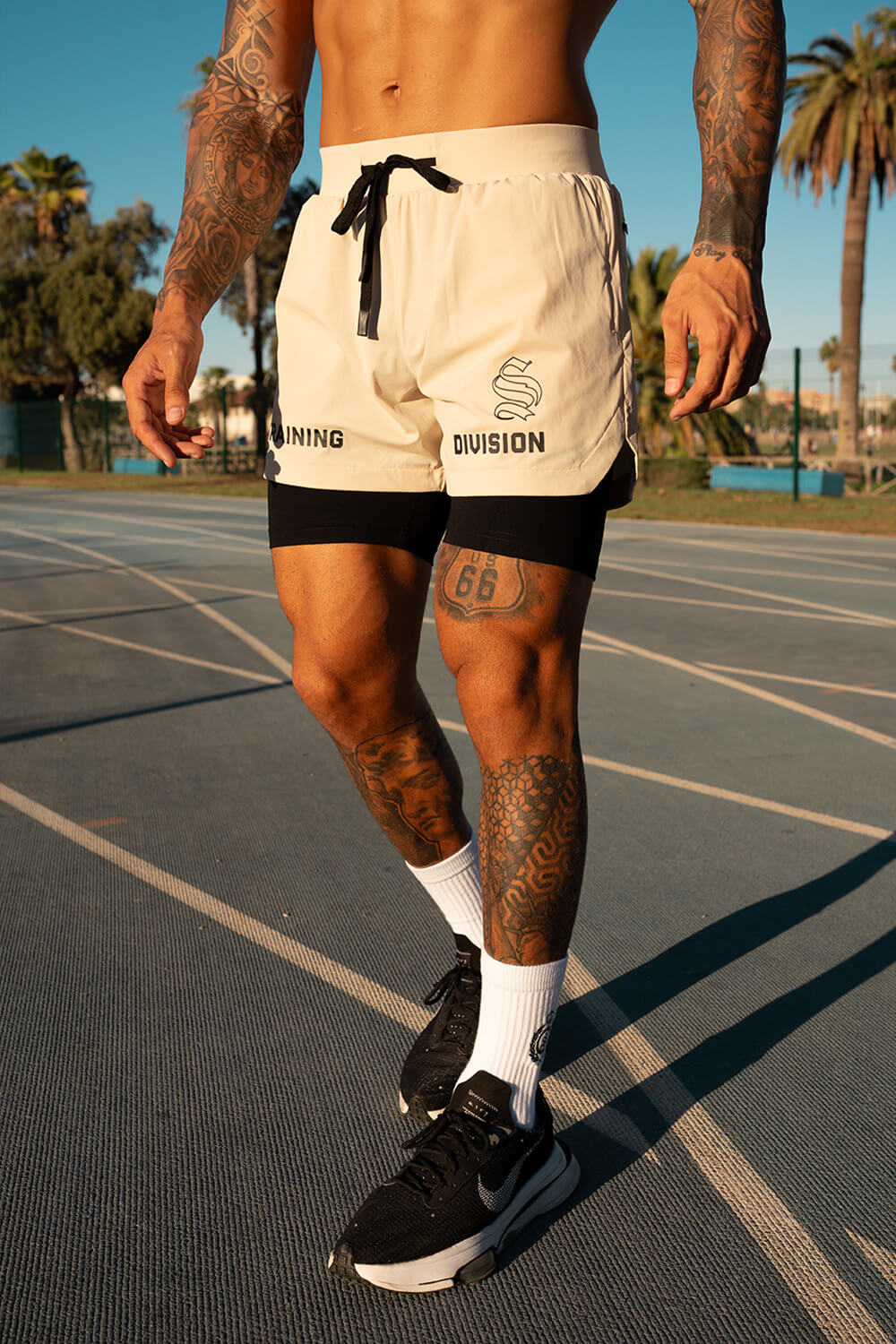 Venom 365 Shorts - Sand/Black