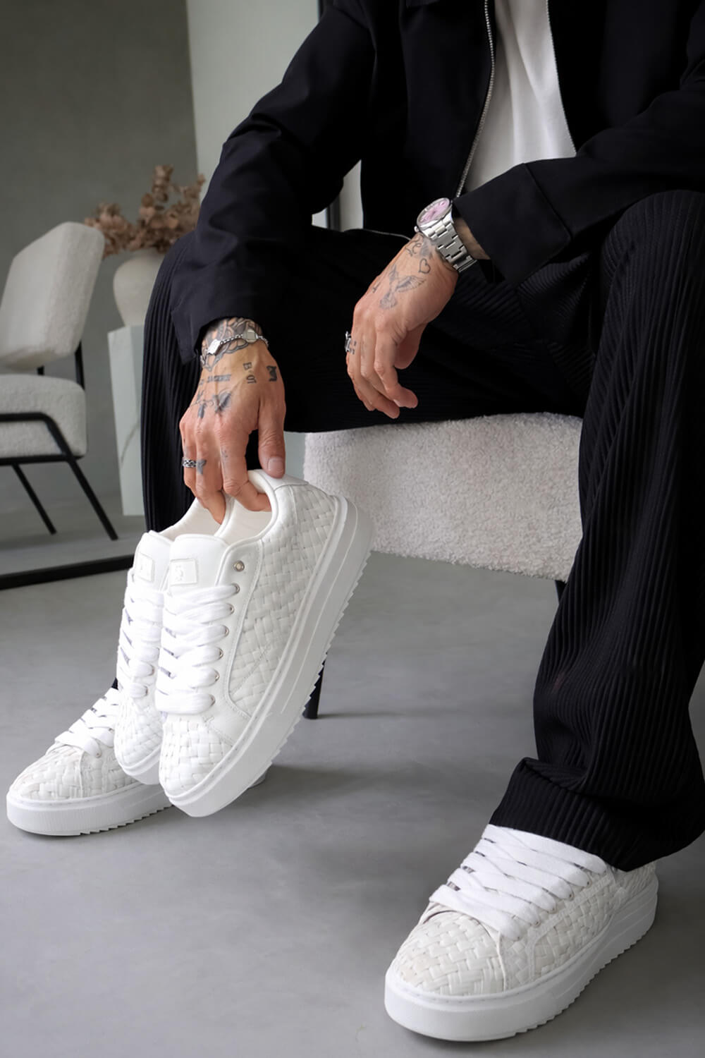 Apex Trainers - White