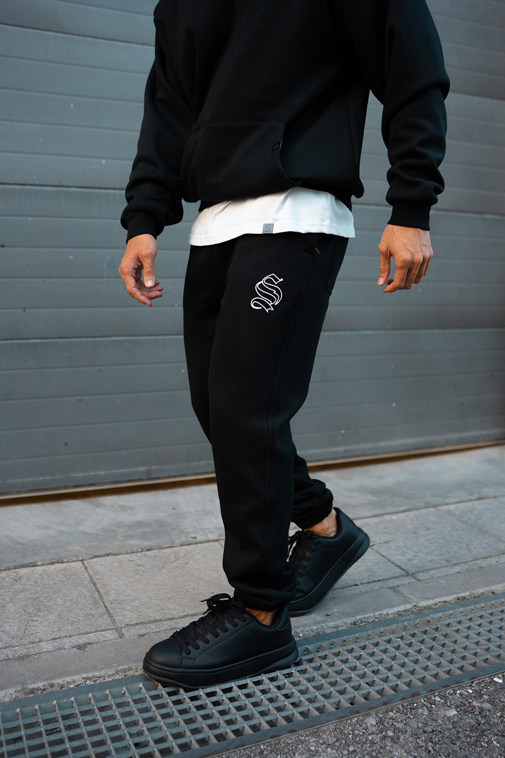 Nike sb sales joggers