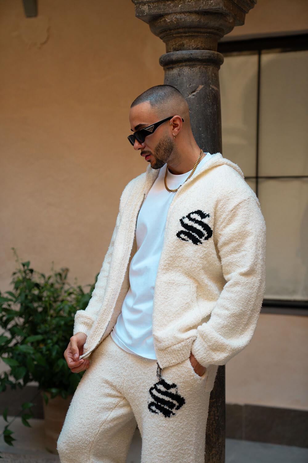 Emblem Knitted Hoodie - Off White