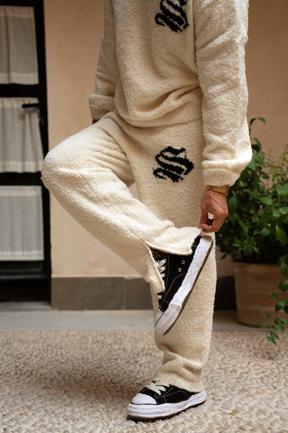 Emblem Knitted Sweater - Off White