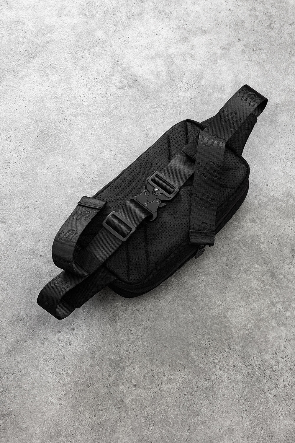 Assault Cross Body Bag - Black