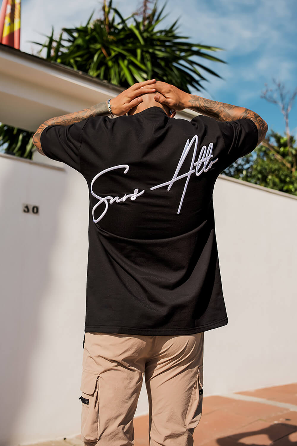 Script Core Tee - Black/White