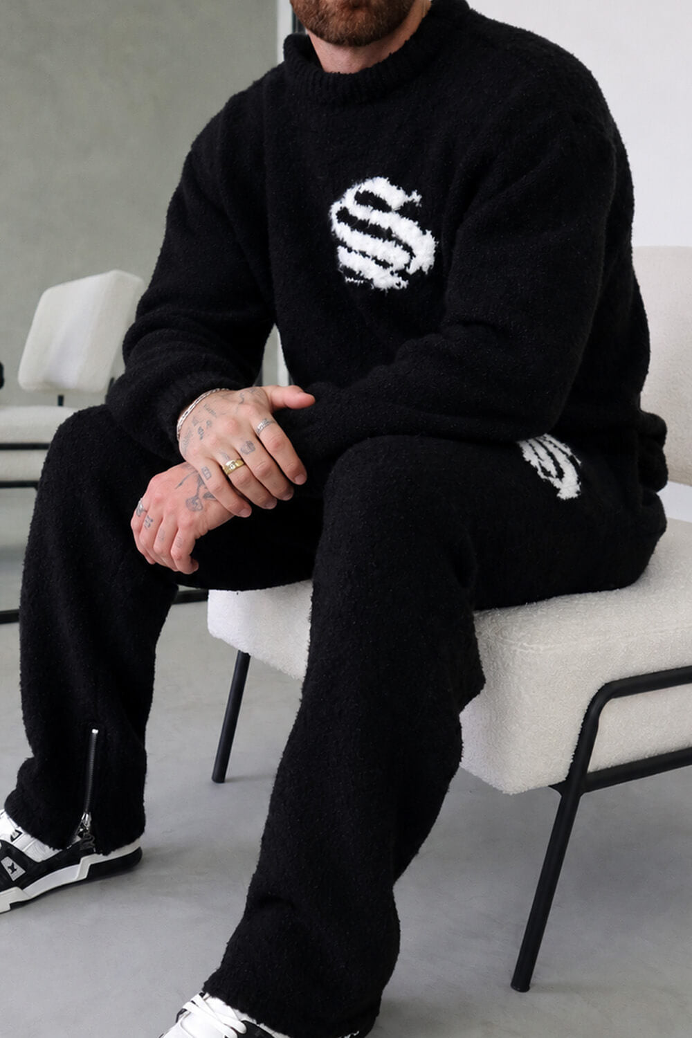 Emblem Knitted Sweater - Black