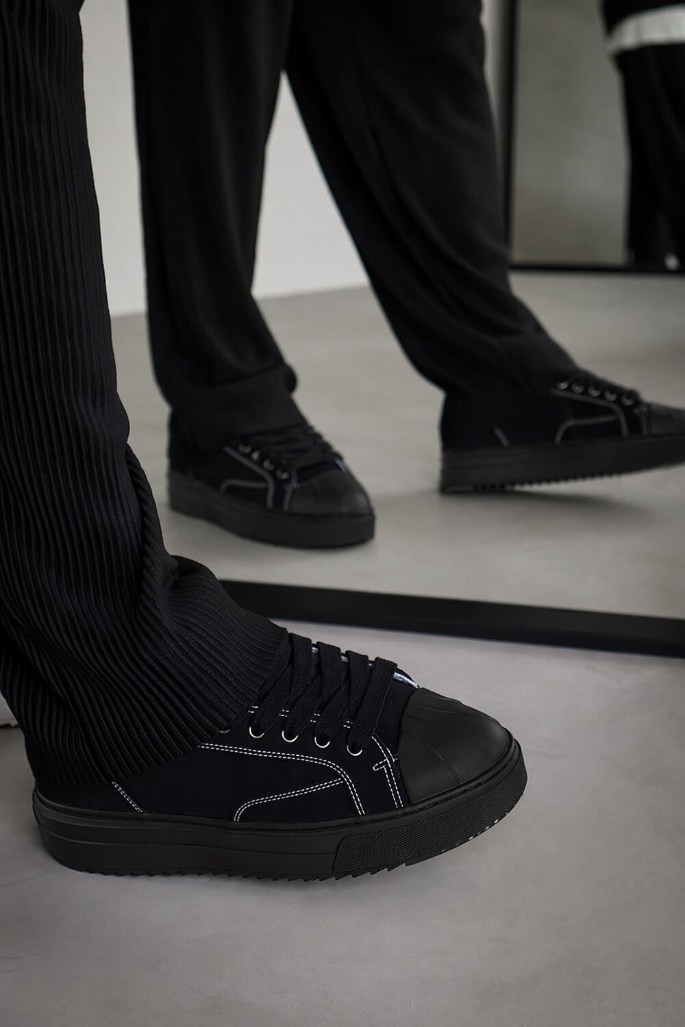 Onyx Trainers - Black/Black