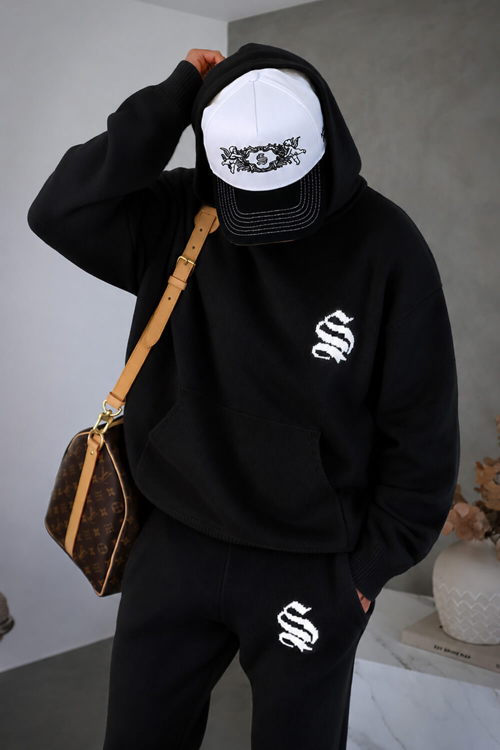 Palais Knitted Hoodie - Black