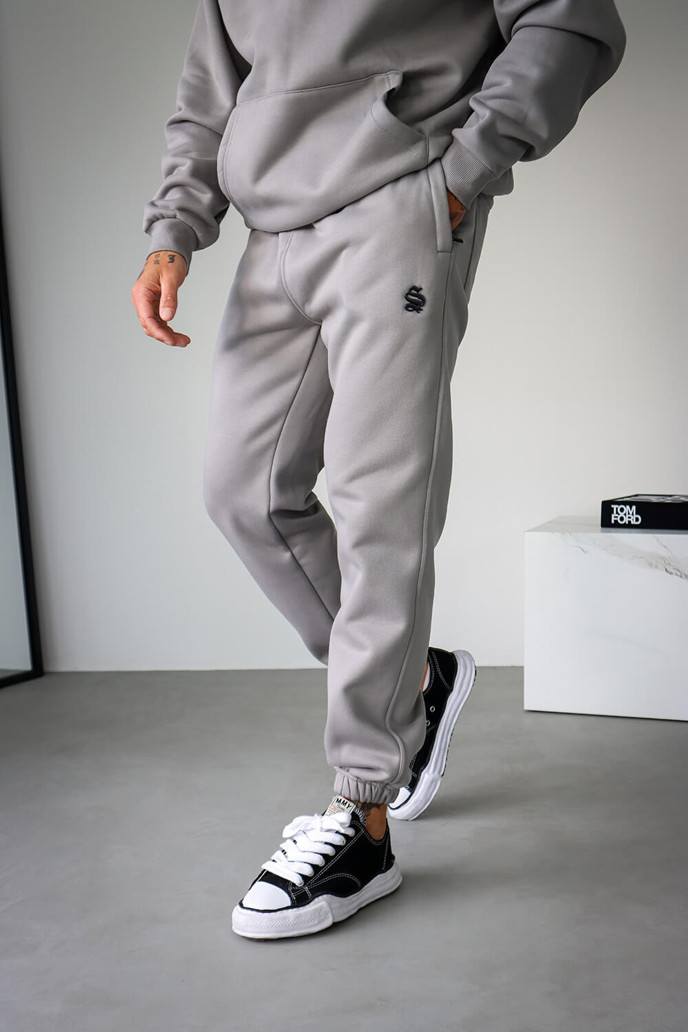 Core Luxe Joggers - Fog