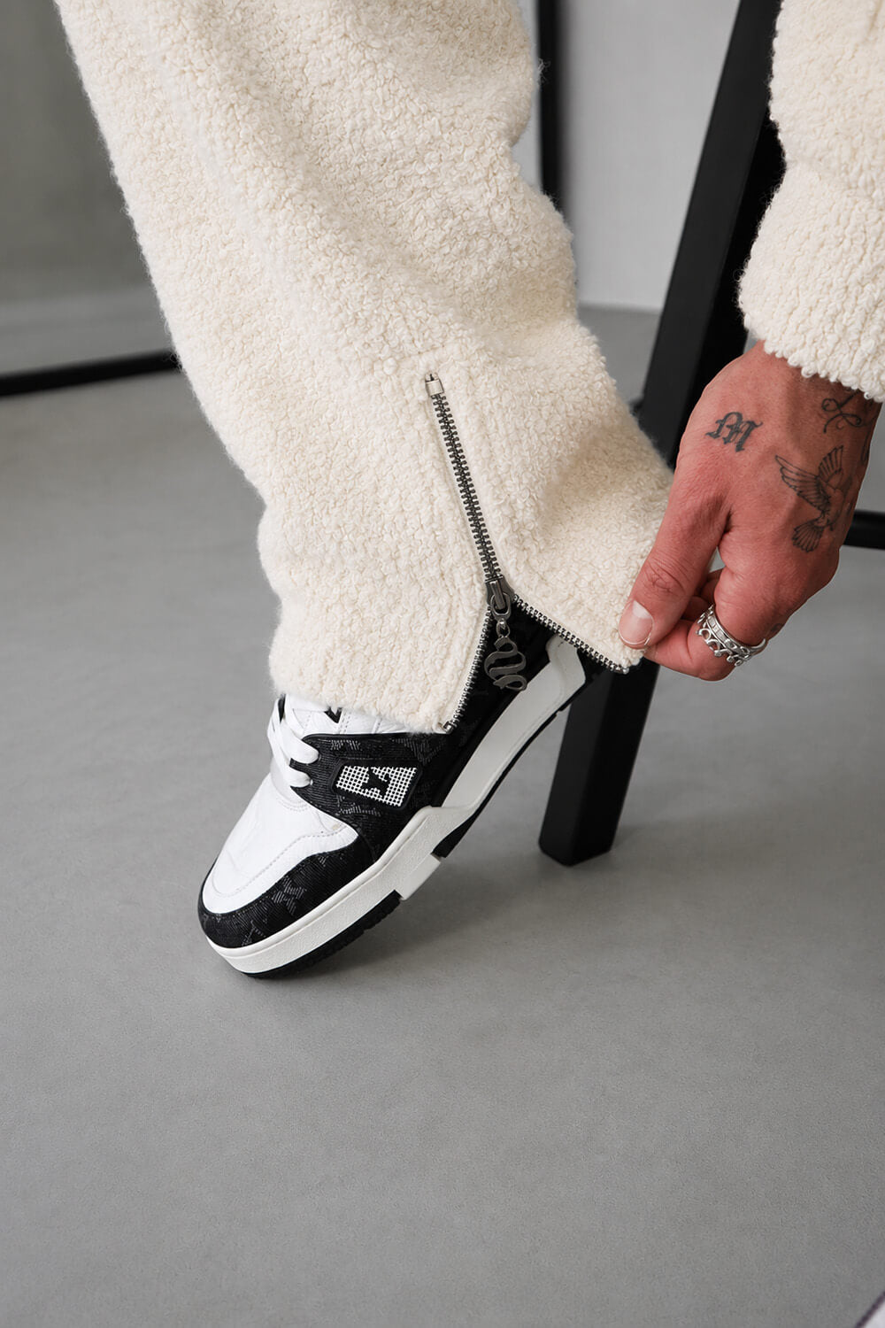 Emblem Knitted Joggers - Off White