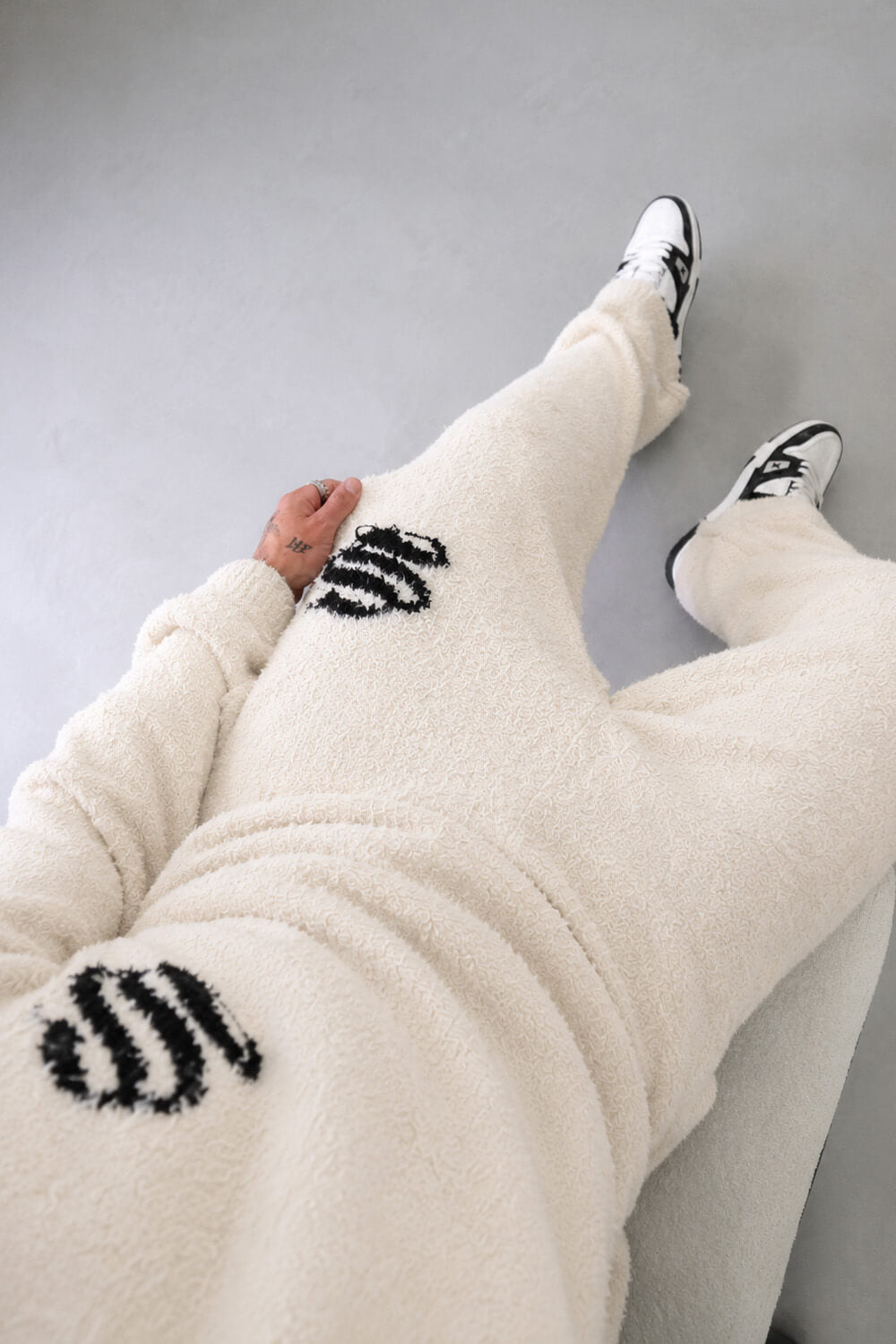 Emblem Knitted Sweater - Off White