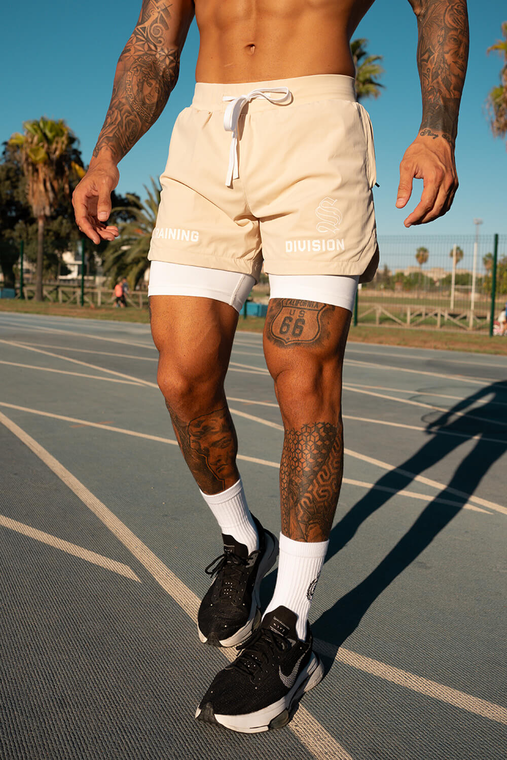 Venom 365 Shorts - Sand/White